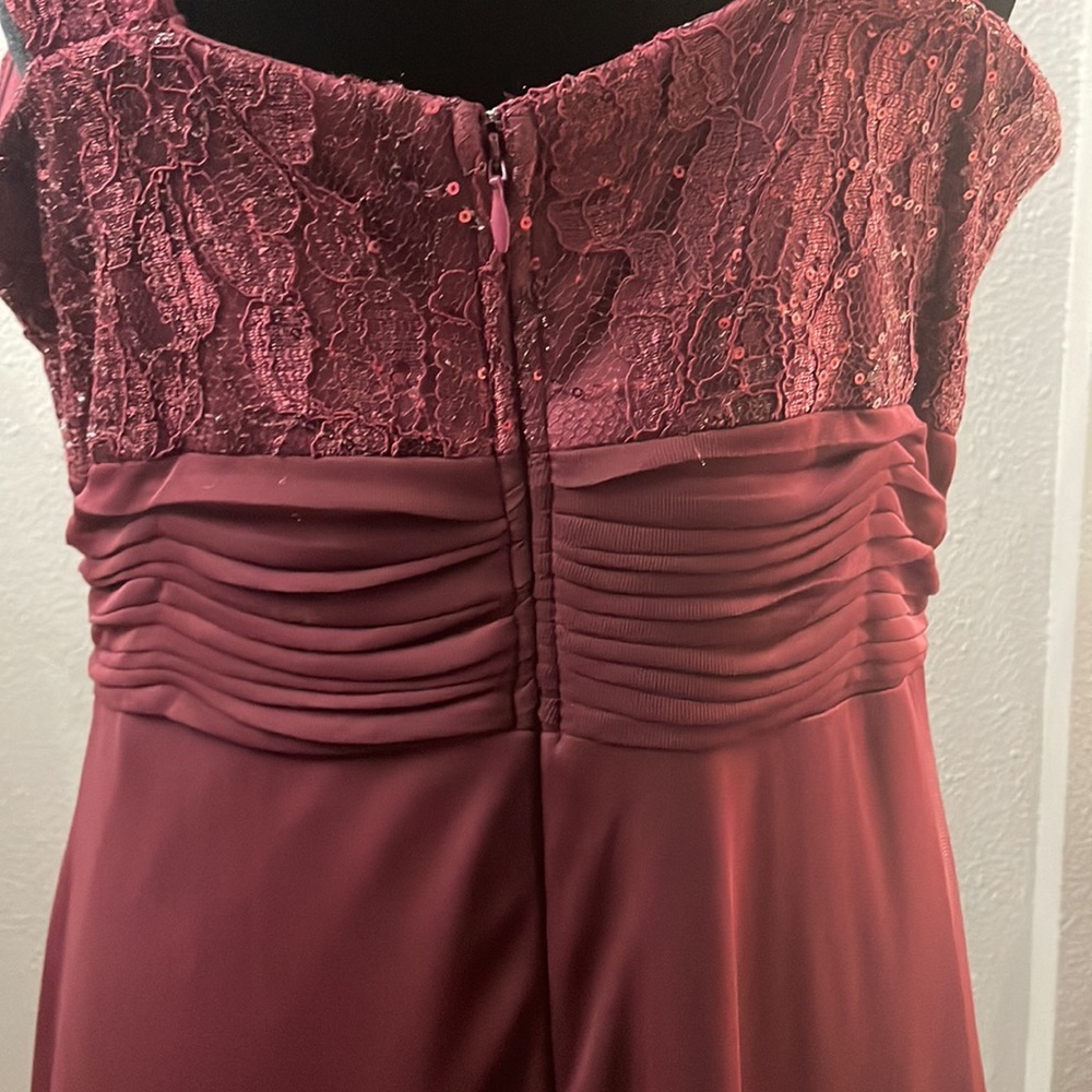 EVA Gown - Picture 8 of 16